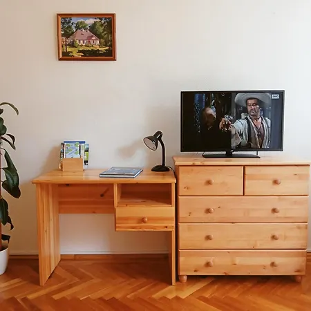 Apartament Gyoengy
