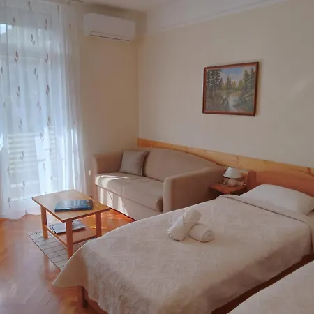 Apartment Gyoengy Zalaegerszeg